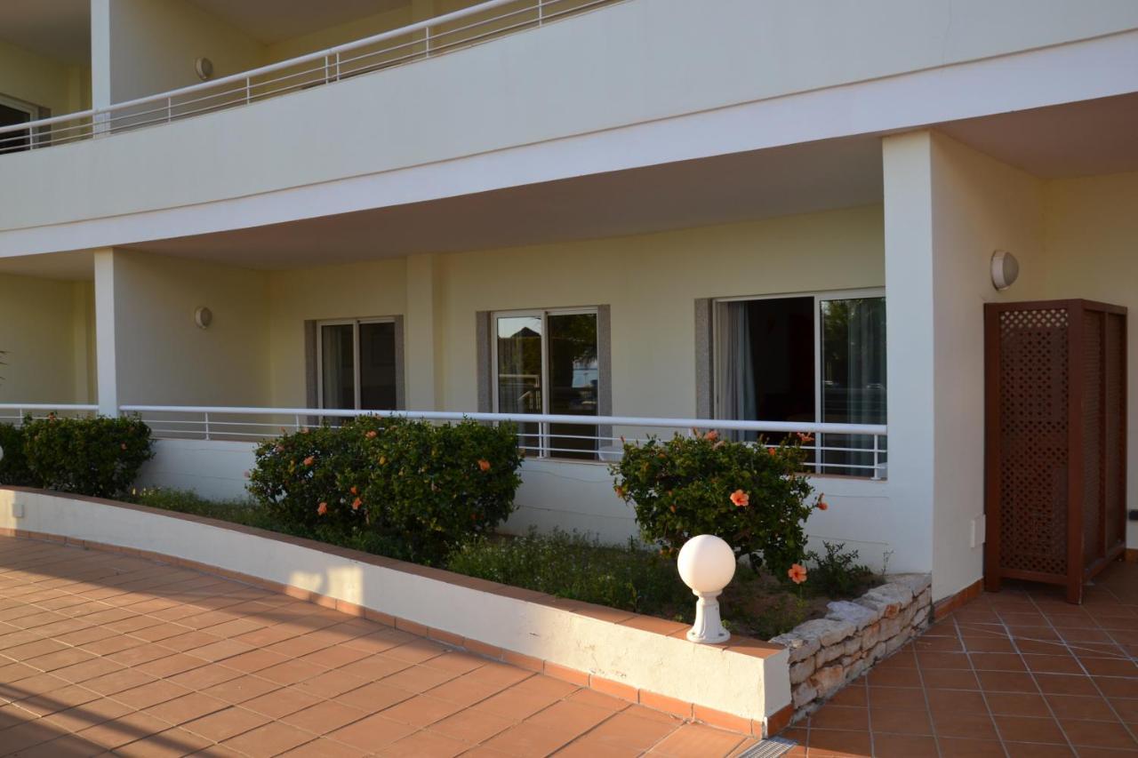 Bel Appartement Au Bord De La Mer De Porto De Mos Lagos Bagian luar foto