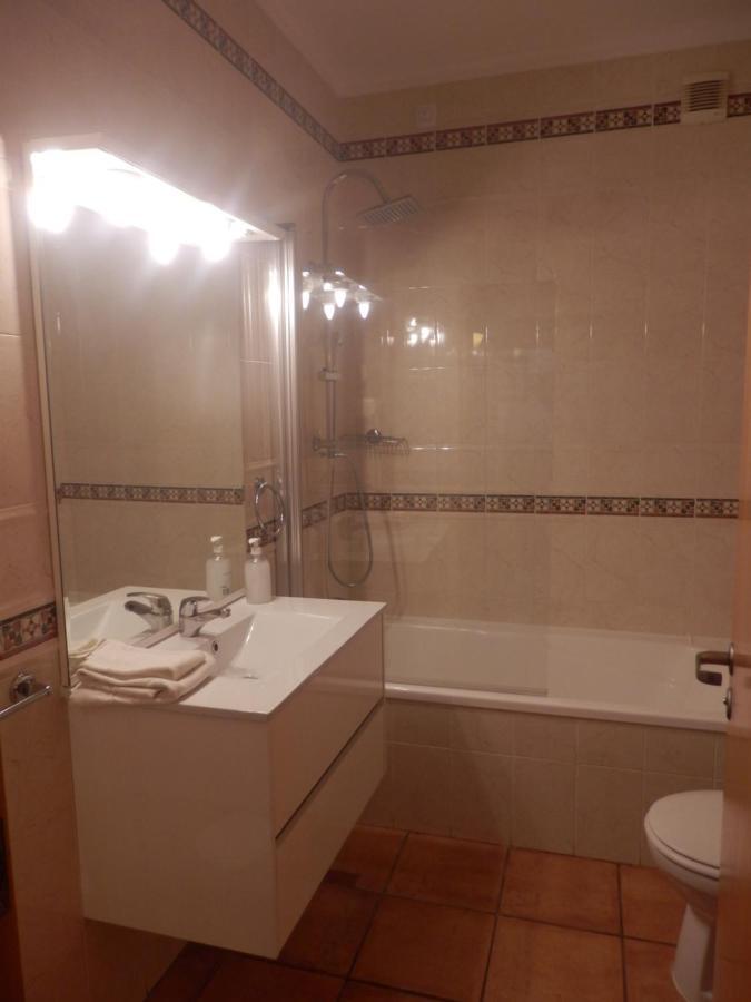 Bel Appartement Au Bord De La Mer De Porto De Mos Lagos Bagian luar foto