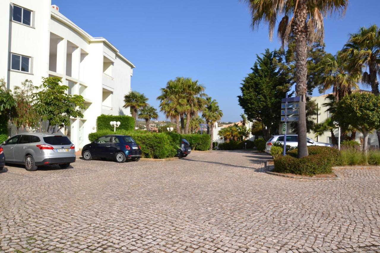 Bel Appartement Au Bord De La Mer De Porto De Mos Lagos Bagian luar foto